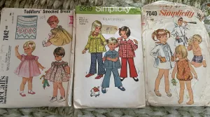 <€€ Set/3 Vintage Girls Size 1 Toddler Smock Dress Pants Romper Patterns 1960s 1970s